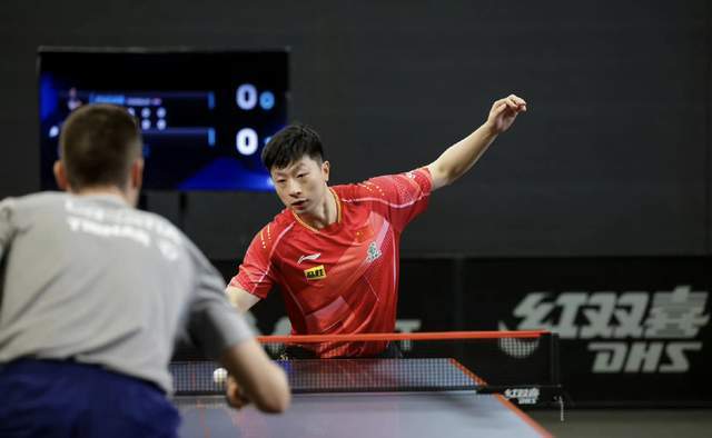 了球队的凝 了球队的凝