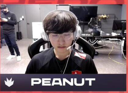 自中场三角 自中场三角